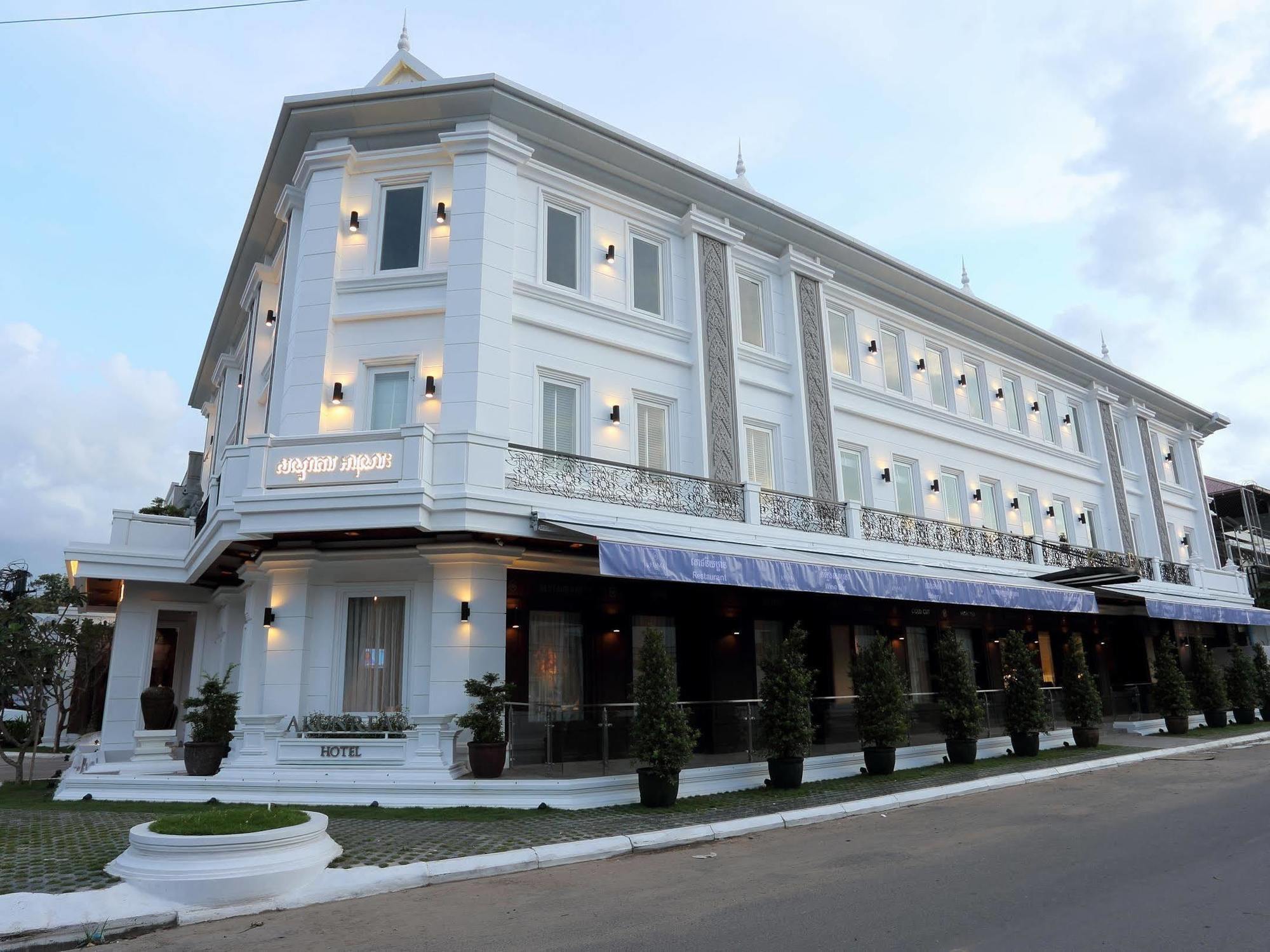 Arunreas Hotel Phnom Pen Exterior foto